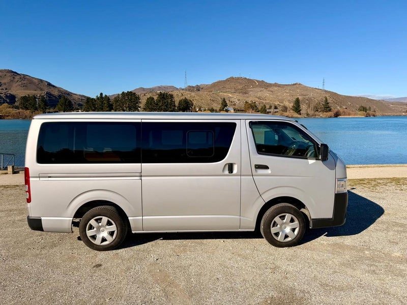 2020 Toyota Hiace 2.0L Petrol 5DR, photo 2