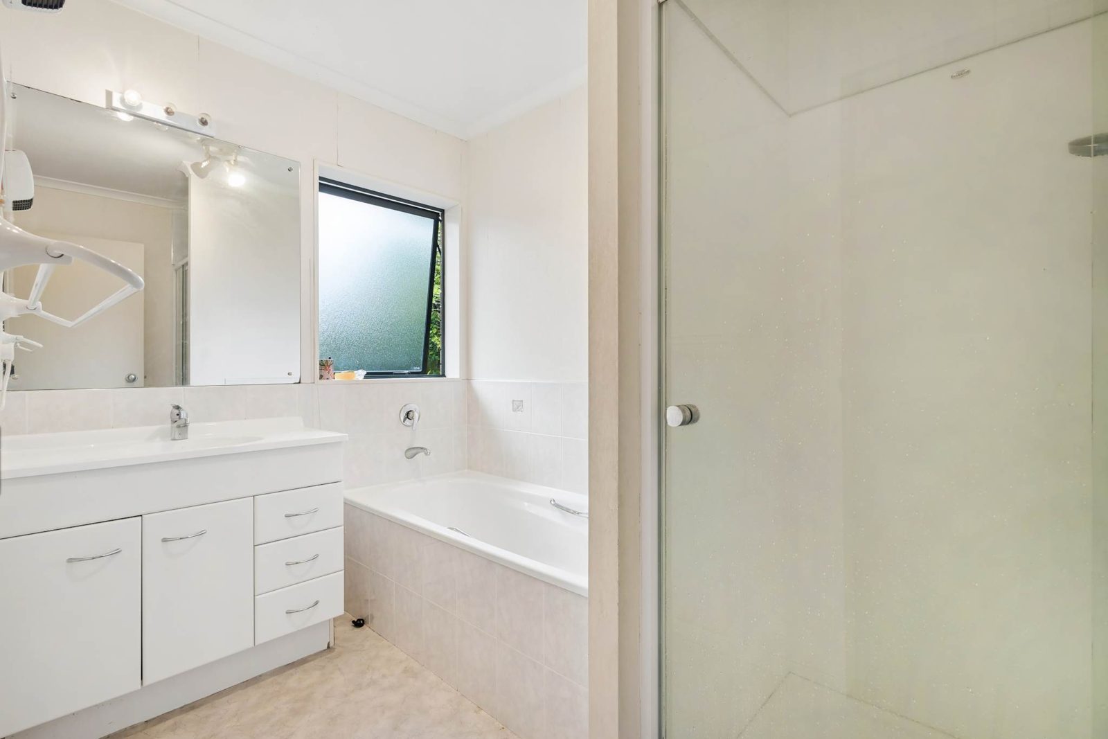 15 Emmerdale Avenue, Papakura, photo 12