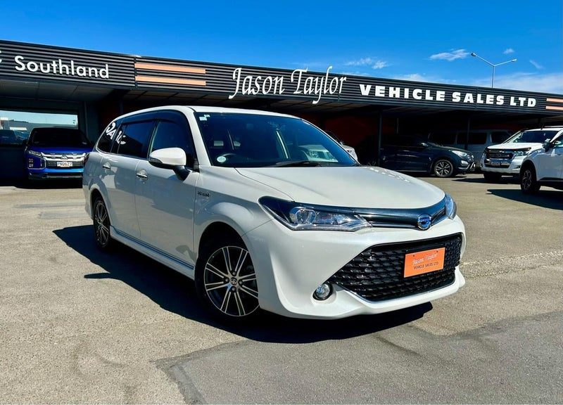2016 Toyota Corolla Fielder Hybrid
