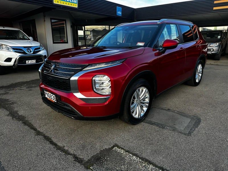 2022 Mitsubishi Outlander LS ,4WD, NZ New, photo 3
