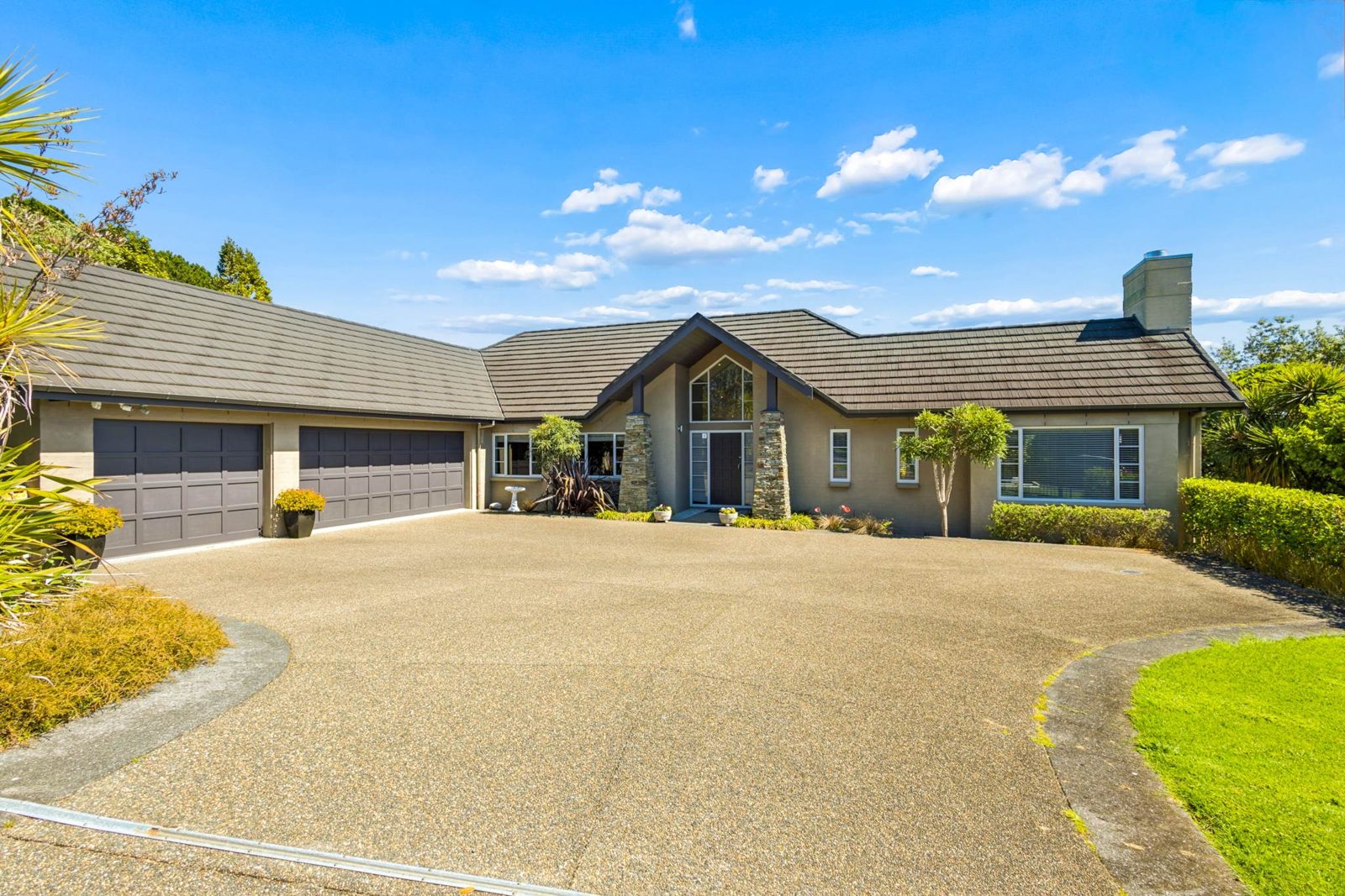 664 Redoubt Road, Flat Bush