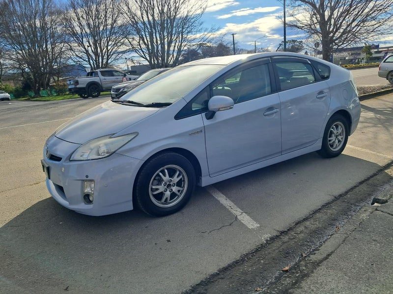 2010 Toyota Prius hybrid, photo 3