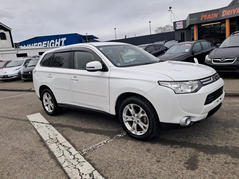 2013 Mitsubishi Outlander 7 SEATER