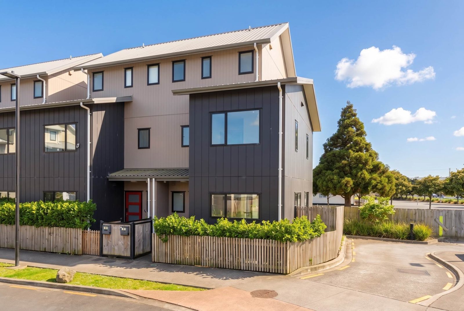 31 Eileen Newey Place, Henderson, photo 1