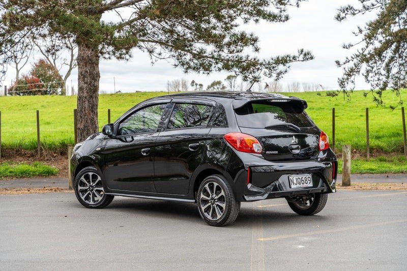 2021 Mitsubishi Mirage XLS, photo 2