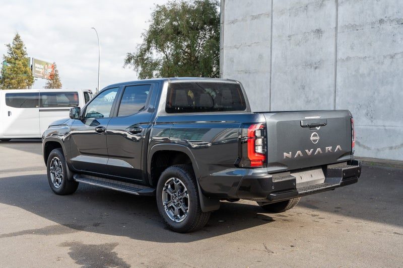 2026 Nissan Navara ST-X 4WD D/C Auto, photo 2