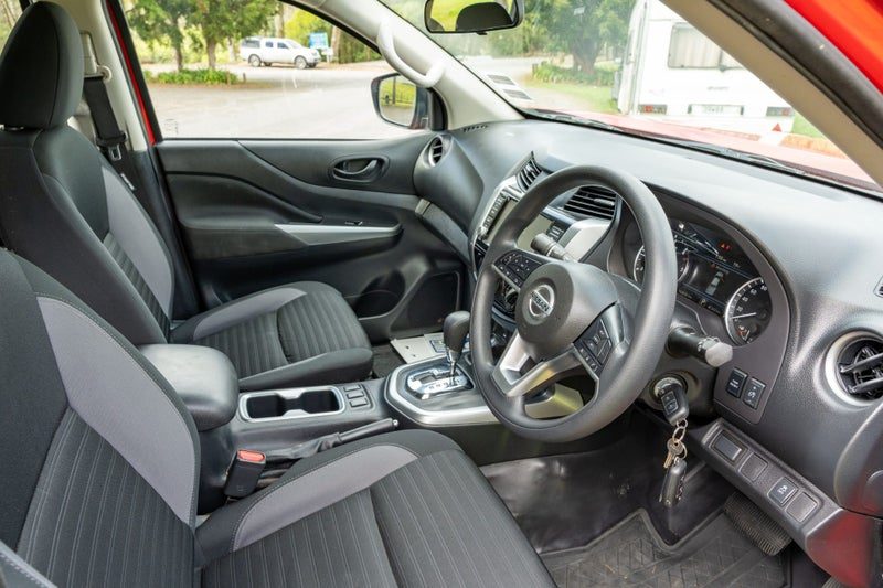 2021 Nissan Navara SL 4WD, photo 3