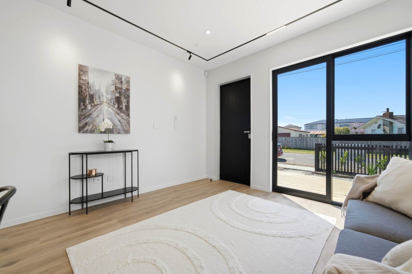 2/2 Halswell Street, Mangere East, photo 6