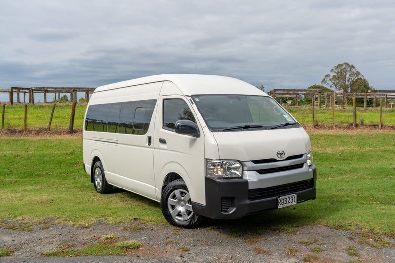 2017 Toyota Hiace ZX TD, main photo