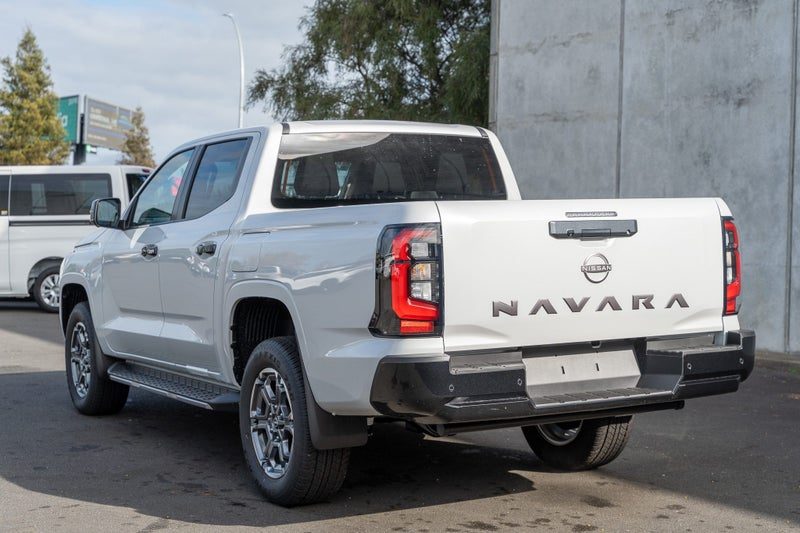 2026 Nissan Navara ST-X 4WD D/C Auto, photo 2