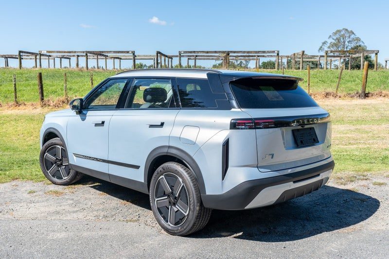 2026 Jaecoo J7 EX+SHS, photo 2