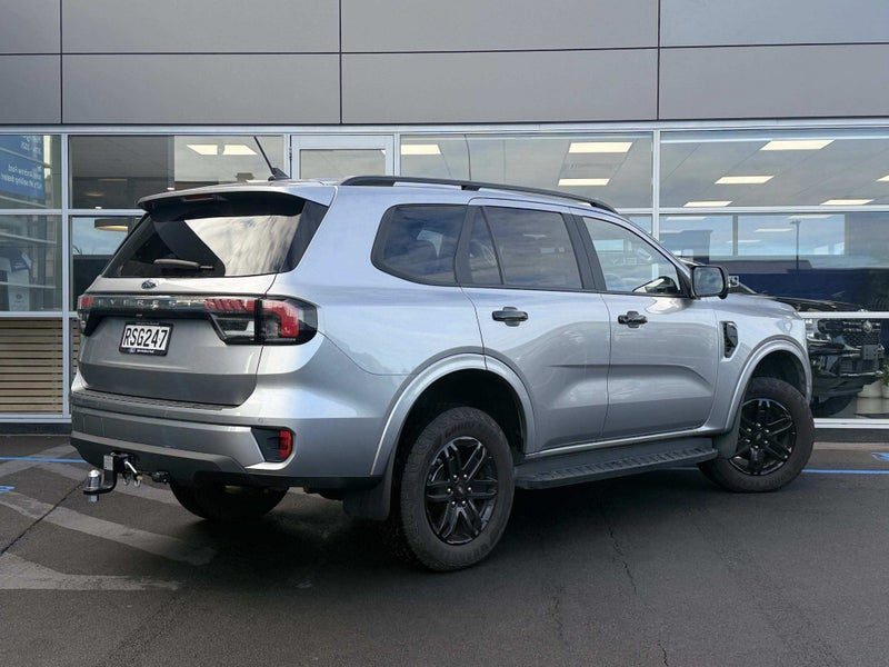 2026 Ford Everest Black Edition 2.0D, photo 3