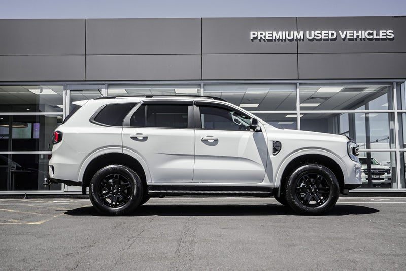 2025 Ford Everest Trend 2.0D/4Wd/10At, photo 2
