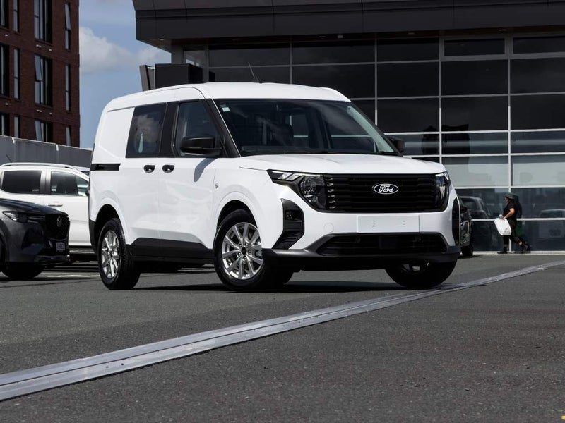 2025 Ford Courier Trend 1.0P/7At, photo 2