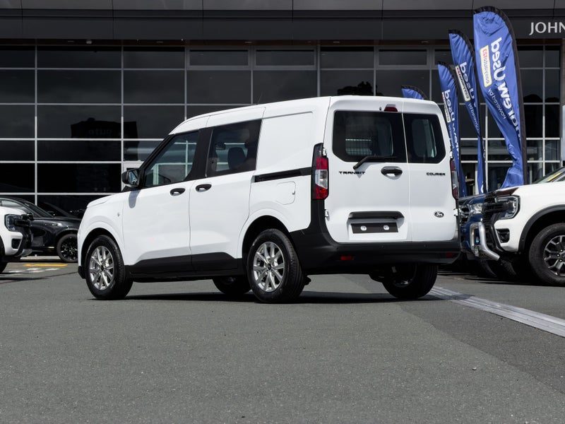 2026 Ford Courier Trend 1.0P/7At, photo 2