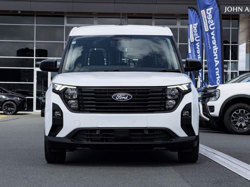 2025 Ford Courier Trend 1.0P/7At, photo 3