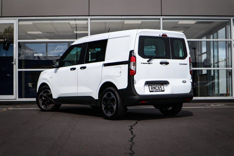 2025 Ford Courier Trend 1.0P/7At, photo 3