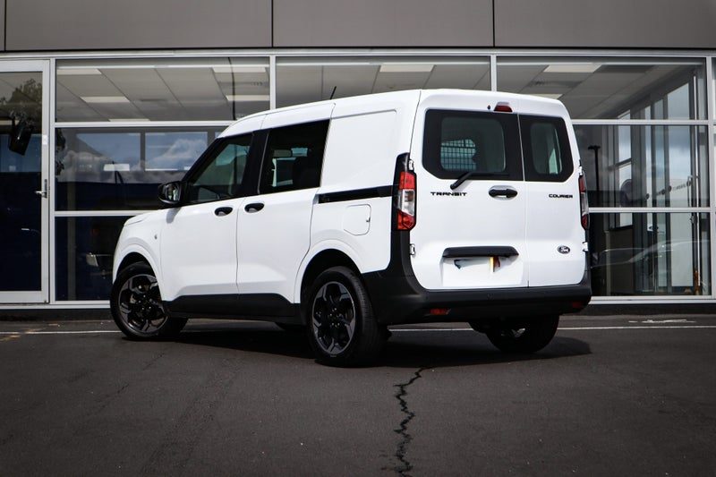 2025 Ford Courier Trend 1.0P/7At, photo 3