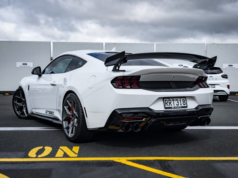 2026 Ford Mustang 5.0L Fastback At 5.0, photo 3