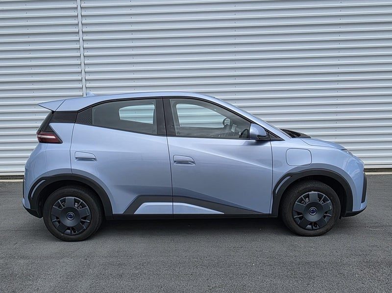 2026 BYD ATTO 1 Essential EV, photo 3