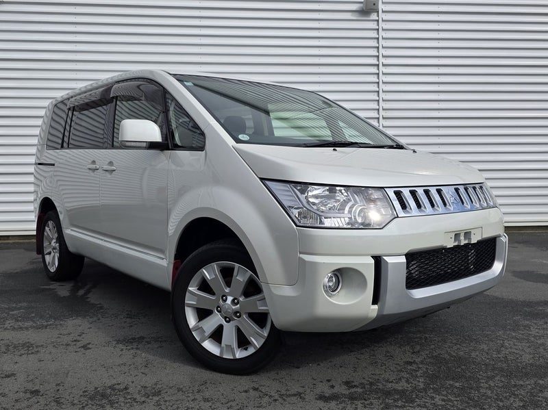 2017 Mitsubishi Delica