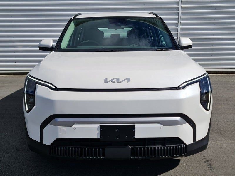 2026 Kia EV3 Light FWD SR, photo 2