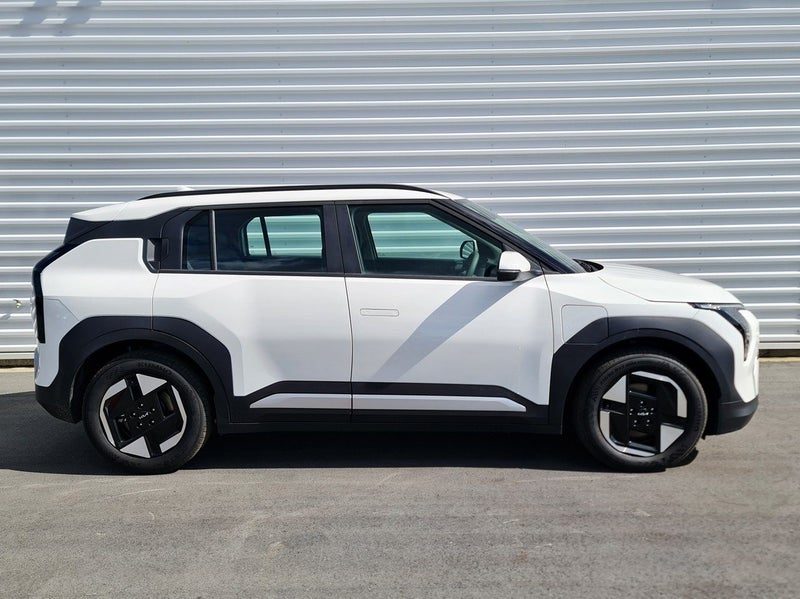 2026 Kia EV3 Light FWD SR, photo 3