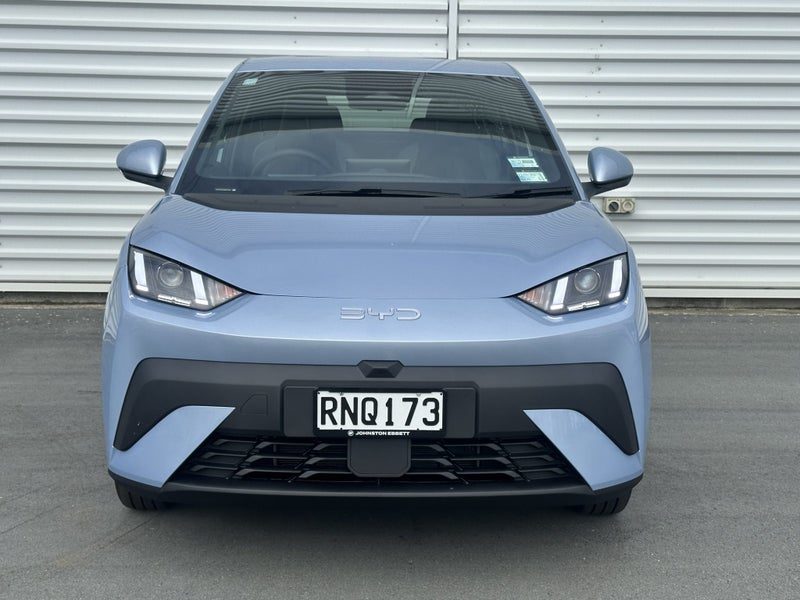 2026 BYD ATTO 1 Essential EV, photo 2