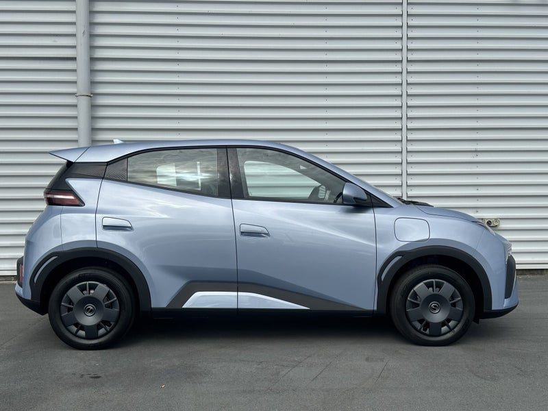 2026 BYD ATTO 1 Essential EV, photo 3