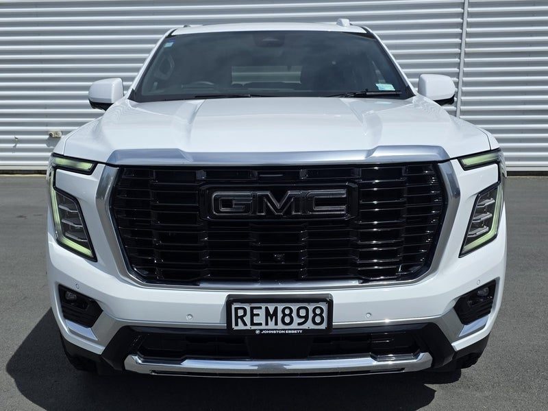 2025 GMC Yukon Denali, photo 2