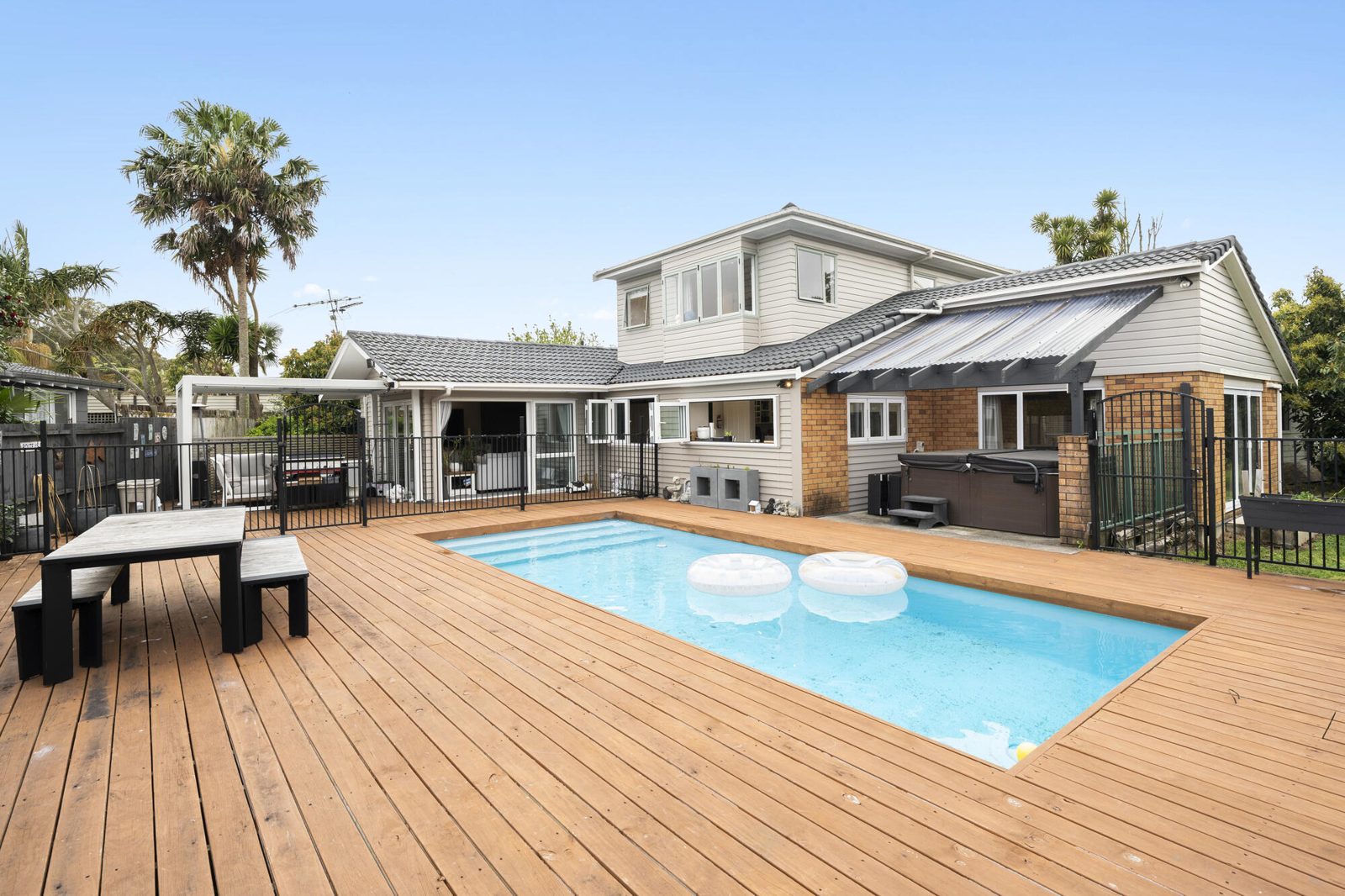 67 Elliot Street, Pahurehure, photo 13