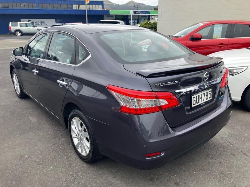2013 Nissan Pulsar TI, photo 3