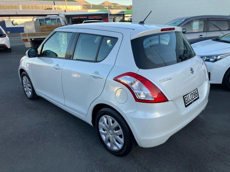 2013 Suzuki Swift GLXA 1.4 5DR, photo 3