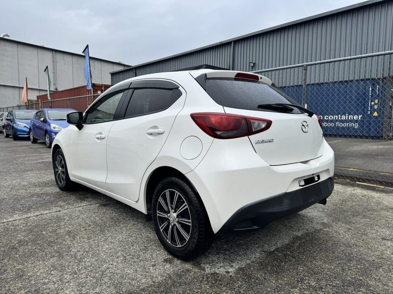 2015 Mazda Demio 13 S, photo 3