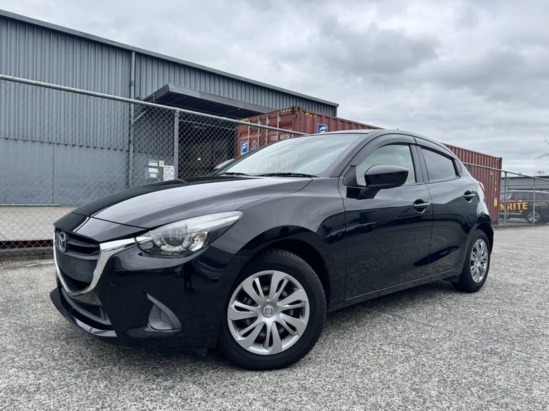2015 Mazda Demio 13S / BSM / Reversing Camera