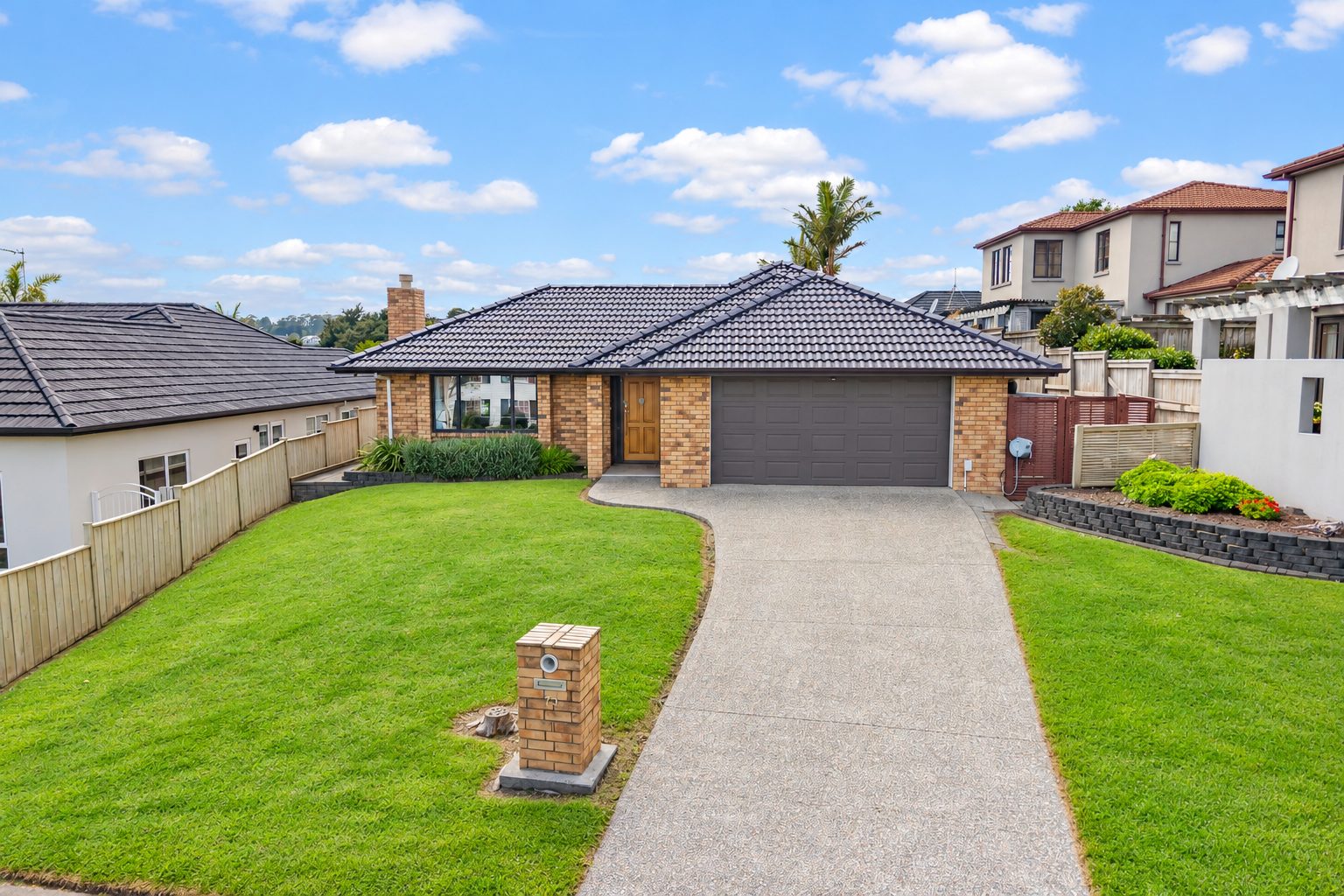 73 Mt Lebanon Crescent, The Gardens, photo 1
