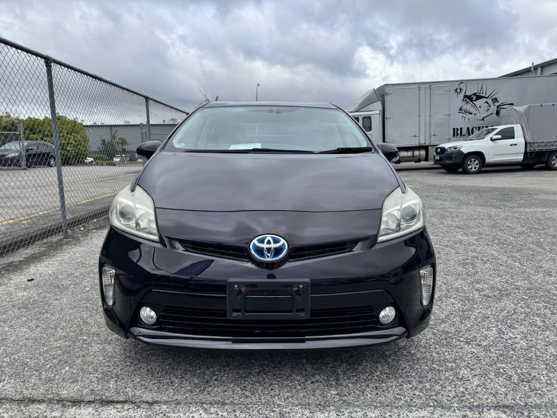 2015 Toyota Prius G, photo 2