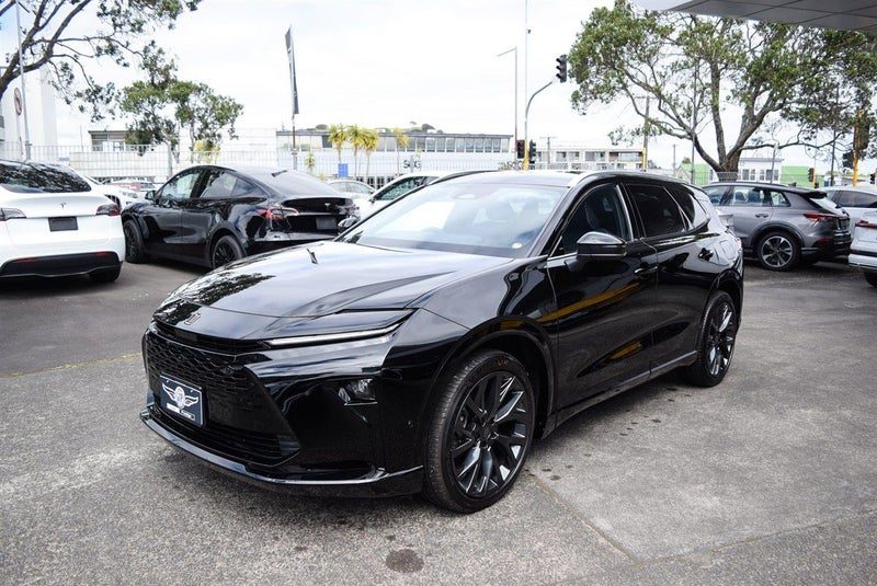 2026 Toyota Crown Estate Z Hybrid E-Four 4WD, photo 3