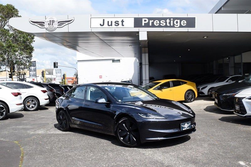 2025 Tesla Model 3 Long Range AWD Grade 5