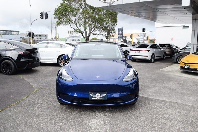 2023 Tesla Model Y RWD Low Mileage, photo 2