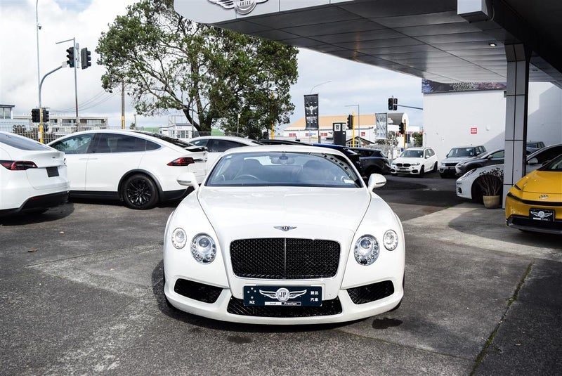 2015 Bentley Continental GT 4.0 V8 Facelift Coupe, photo 2
