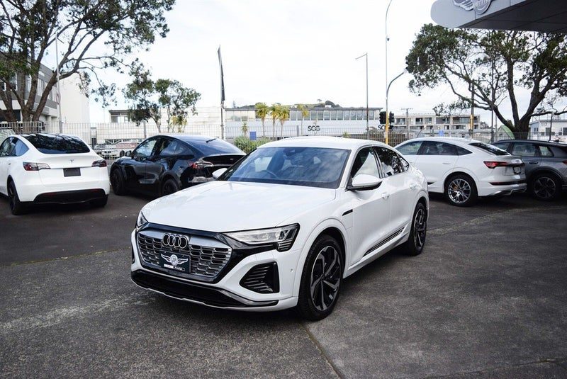 2024 Audi Q8 E-Tron Sportback 55 Quattro S Line, photo 3