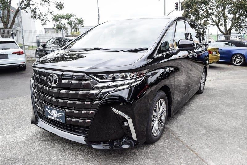 2026 Toyota Alphard Hybrid, photo 3