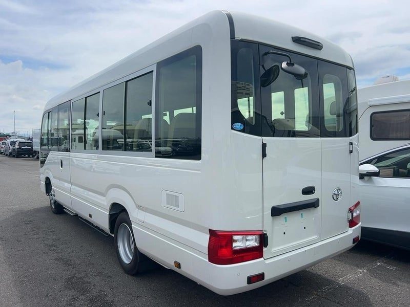 2026 Toyota X, photo 2
