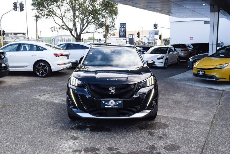 2022 Peugeot e-2008 GT Electric, photo 2