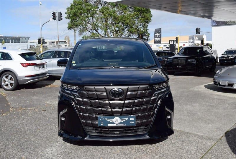 2024 Toyota Alphard Executive, photo 2
