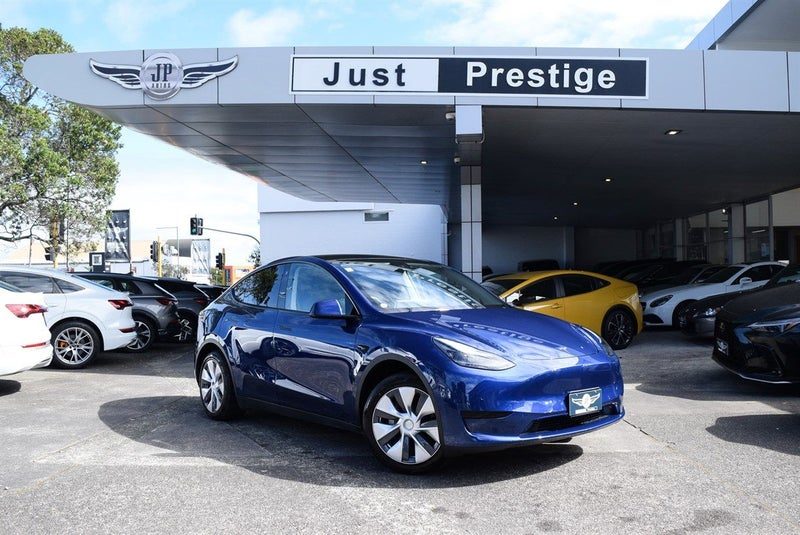 2023 Tesla Model Y RWD Low Mileage