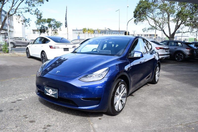 2023 Tesla Model Y RWD Low Mileage, photo 3