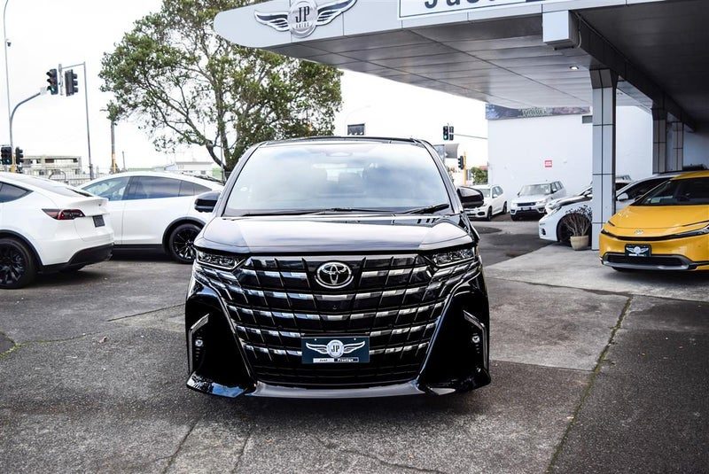 2026 Toyota Alphard Hybrid, photo 2