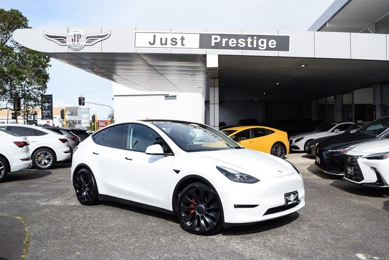 2023 Tesla Model Y Performance Dual Motor AWD, main photo